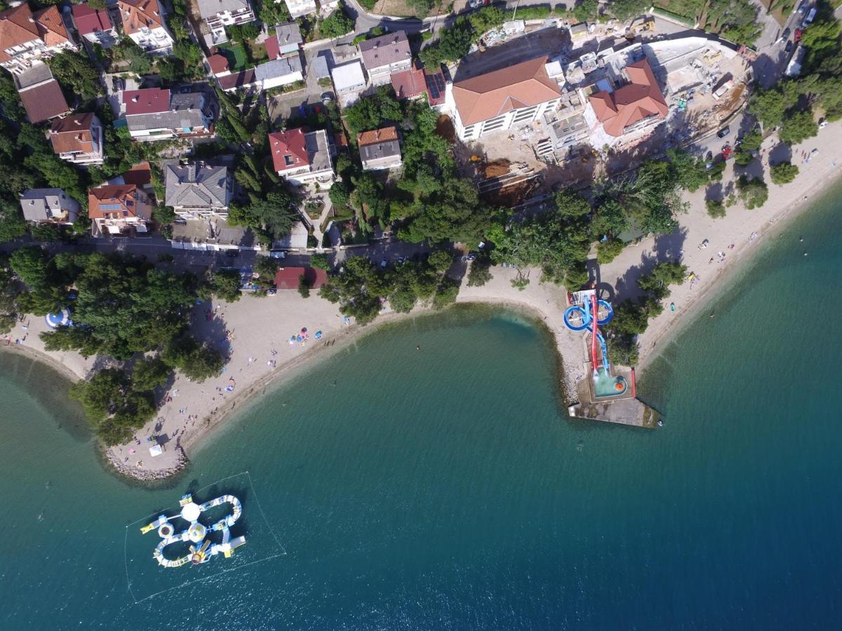 Hotel Depadansa Lisette Crikvenica Exterior foto
